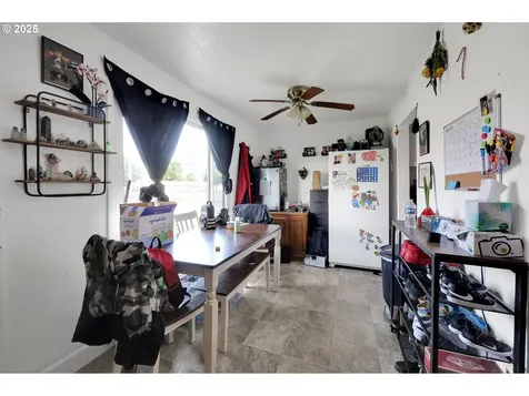 3118 Richard Avenue Eugene OR 97402