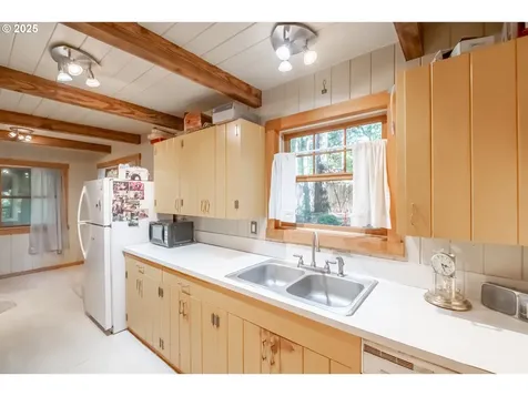 31636 Lewis Place Philomath OR 97370