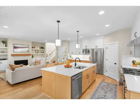 1738 NW Larkin Terrace Portland OR 97229