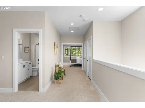 1738 NW Larkin Terrace Portland OR 97229