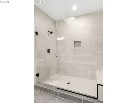 1738 NW Larkin Terrace Portland OR 97229