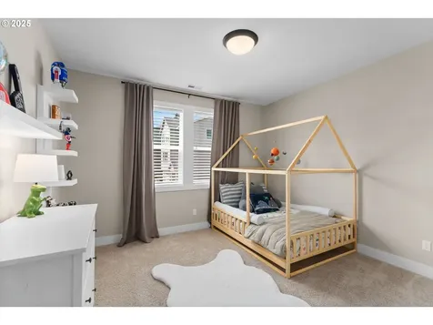 1738 NW Larkin Terrace Portland OR 97229
