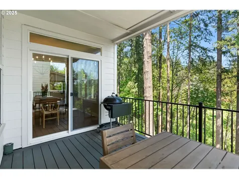 1738 NW Larkin Terrace Portland OR 97229