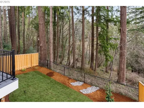 1738 NW Larkin Terrace Portland OR 97229