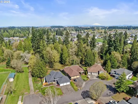 1020 NW 144th Circle Vancouver WA 98685