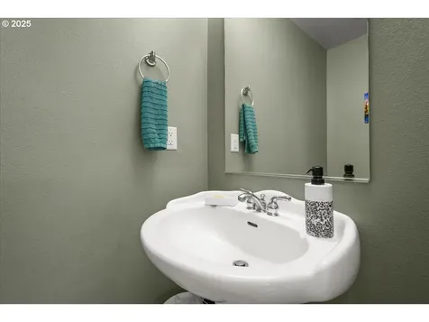 11716 NE 42nd Court Vancouver WA 98686
