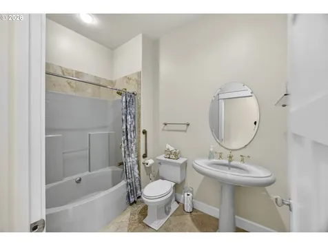 84 Sailors Ravine Court Florence OR 97439