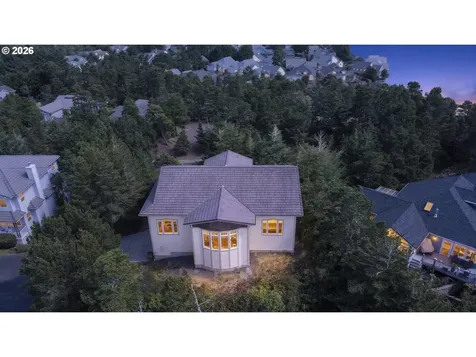 84 Sailors Ravine Court Florence OR 97439