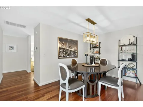 11514 SW 45th Avenue Portland OR 97219