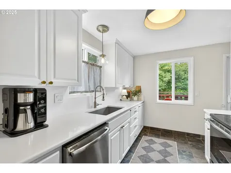 11514 SW 45th Avenue Portland OR 97219