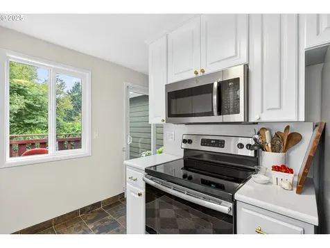 11514 SW 45th Avenue Portland OR 97219