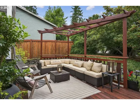11514 SW 45th Avenue Portland OR 97219