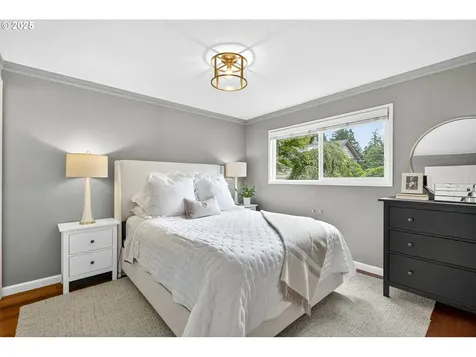 11514 SW 45th Avenue Portland OR 97219