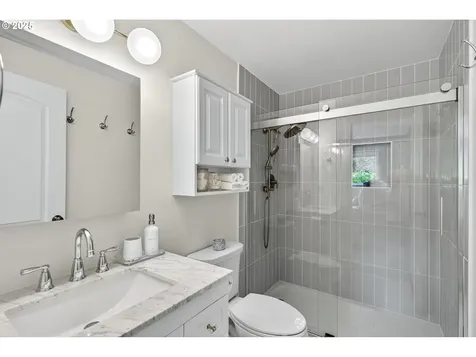 11514 SW 45th Avenue Portland OR 97219