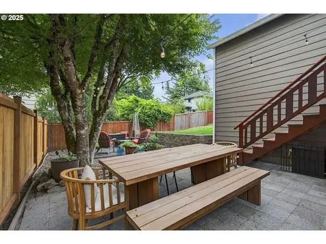 11514 SW 45th Avenue Portland OR 97219