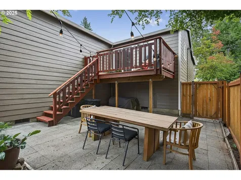 11514 SW 45th Avenue Portland OR 97219
