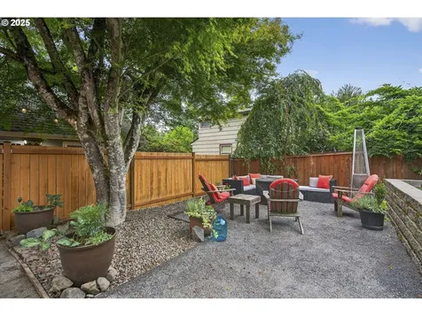 11514 SW 45th Avenue Portland OR 97219