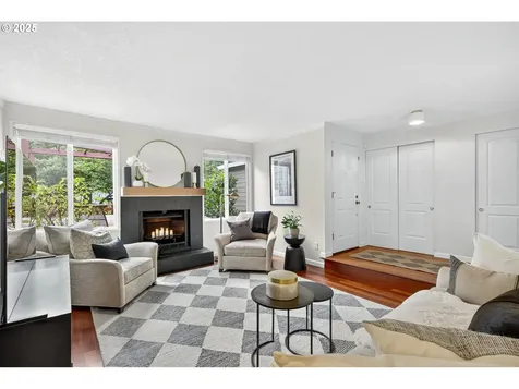 11514 SW 45th Avenue Portland OR 97219