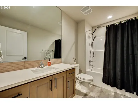13311 NE 84th Street Vancouver WA 98682