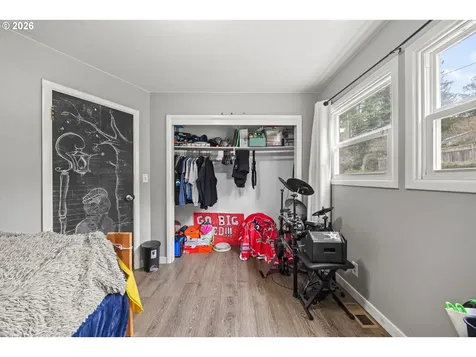 1595 N Henry Street Coquille OR 97423