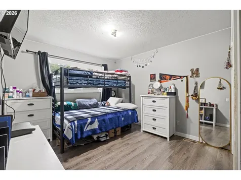 1595 N Henry Street Coquille OR 97423