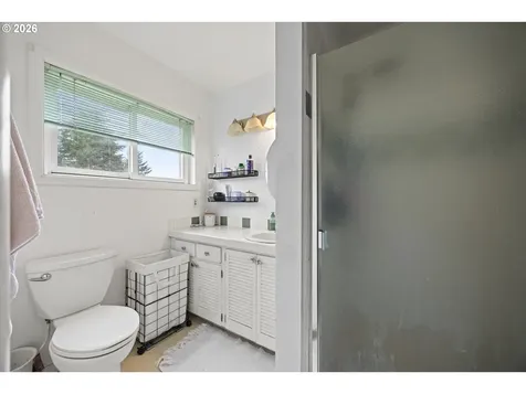 1595 N Henry Street Coquille OR 97423
