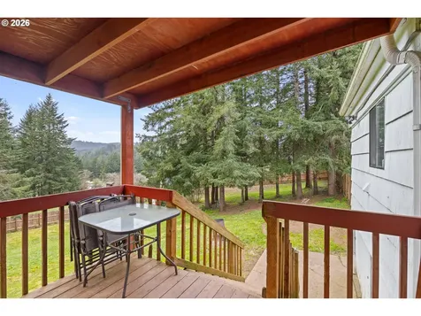 1595 N Henry Street Coquille OR 97423