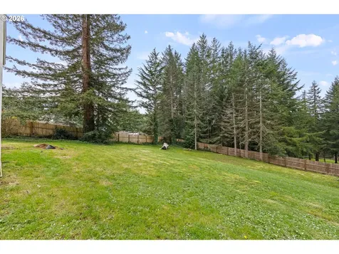1595 N Henry Street Coquille OR 97423