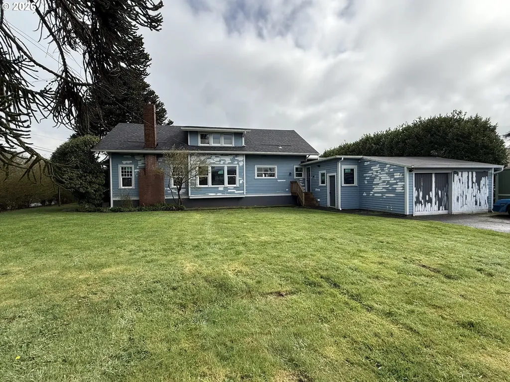 2505 1st Street Tillamook OR 97141