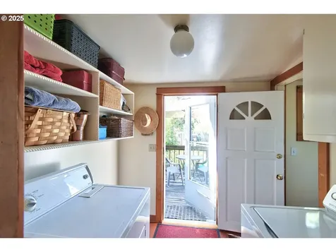 1704 SE Harold Street Portland OR 97202