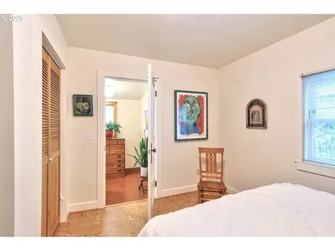 1704 SE Harold Street Portland OR 97202