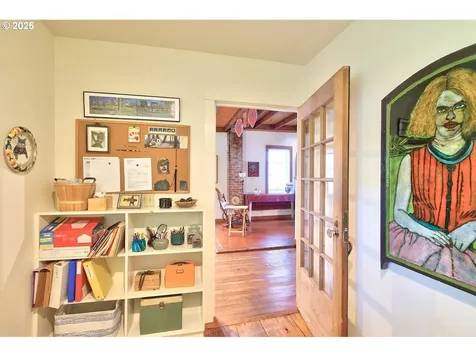 1704 SE Harold Street Portland OR 97202