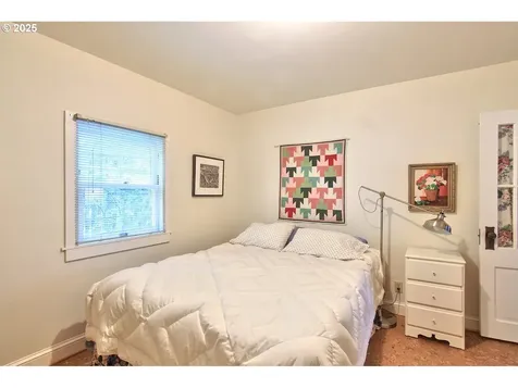 1704 SE Harold Street Portland OR 97202