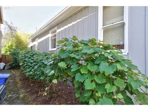 1704 SE Harold Street Portland OR 97202