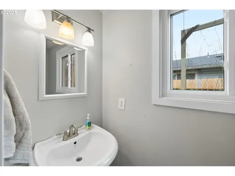 3712 NE 60th Avenue Vancouver WA 98661