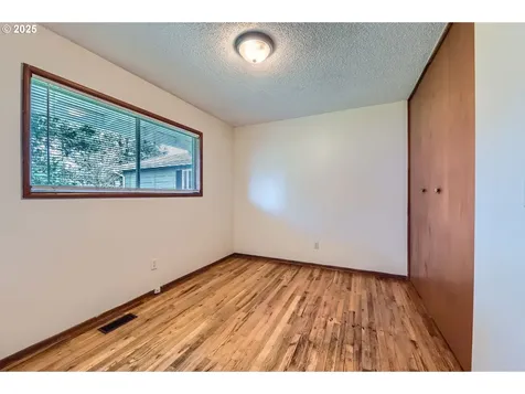 15820 SE Tibbetts Street Portland OR 97236