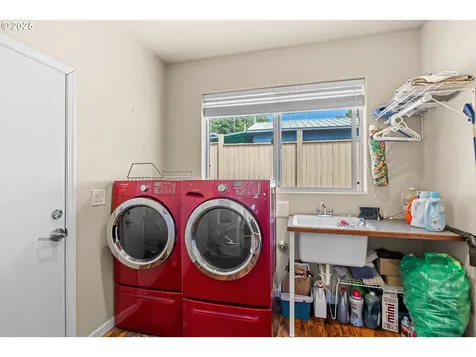 91525 Spaw Lane Coos Bay OR 97420