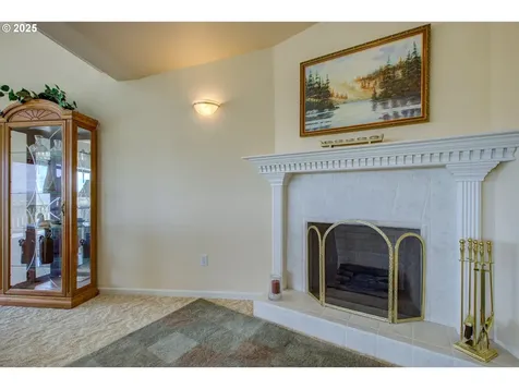 158 Woodberry Lane Roseburg OR 97471