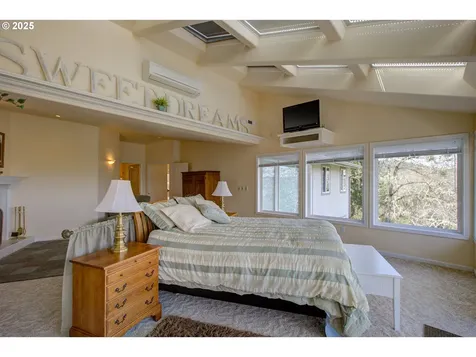 158 Woodberry Lane Roseburg OR 97471