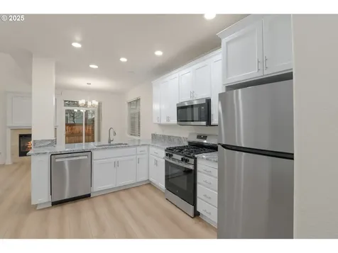 18568 SW Muirfield Street Beaverton OR 97003