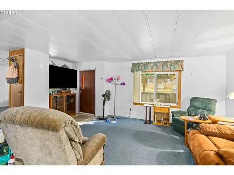 82966 Minnick Road Dexter OR 97431