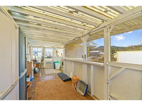 82966 Minnick Road Dexter OR 97431