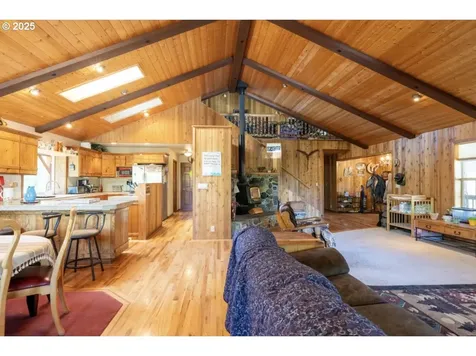 62482 Canyon Creek Lane Canyon City OR 97820