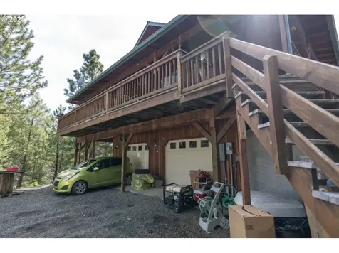 62482 Canyon Creek Lane Canyon City OR 97820