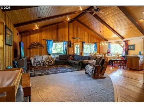 62482 Canyon Creek Lane Canyon City OR 97820