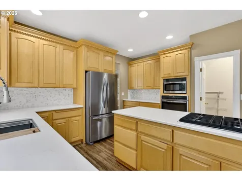 101 W Johanna Court Newberg OR 97132