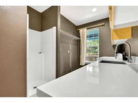 101 W Johanna Court Newberg OR 97132