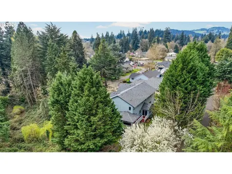 101 W Johanna Court Newberg OR 97132