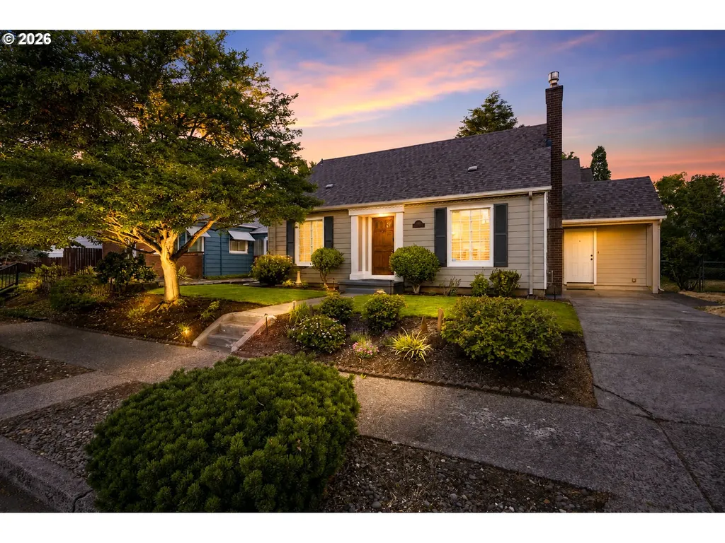 108 E 35th Street Vancouver WA 98663