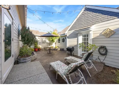 108 E 35th Street Vancouver WA 98663
